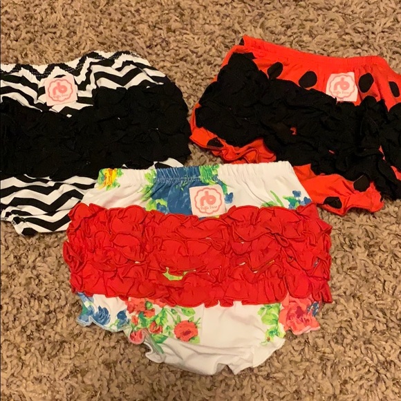 ruffle butt bloomers